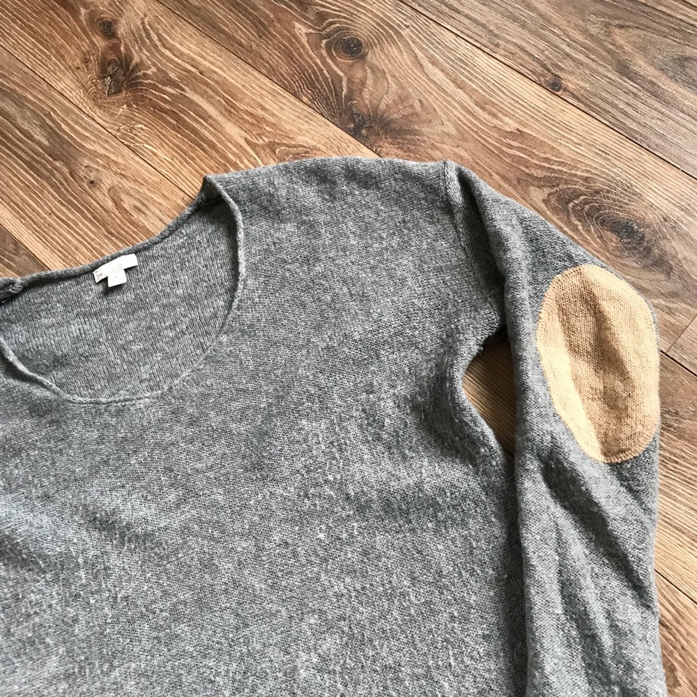 Gap Sweater